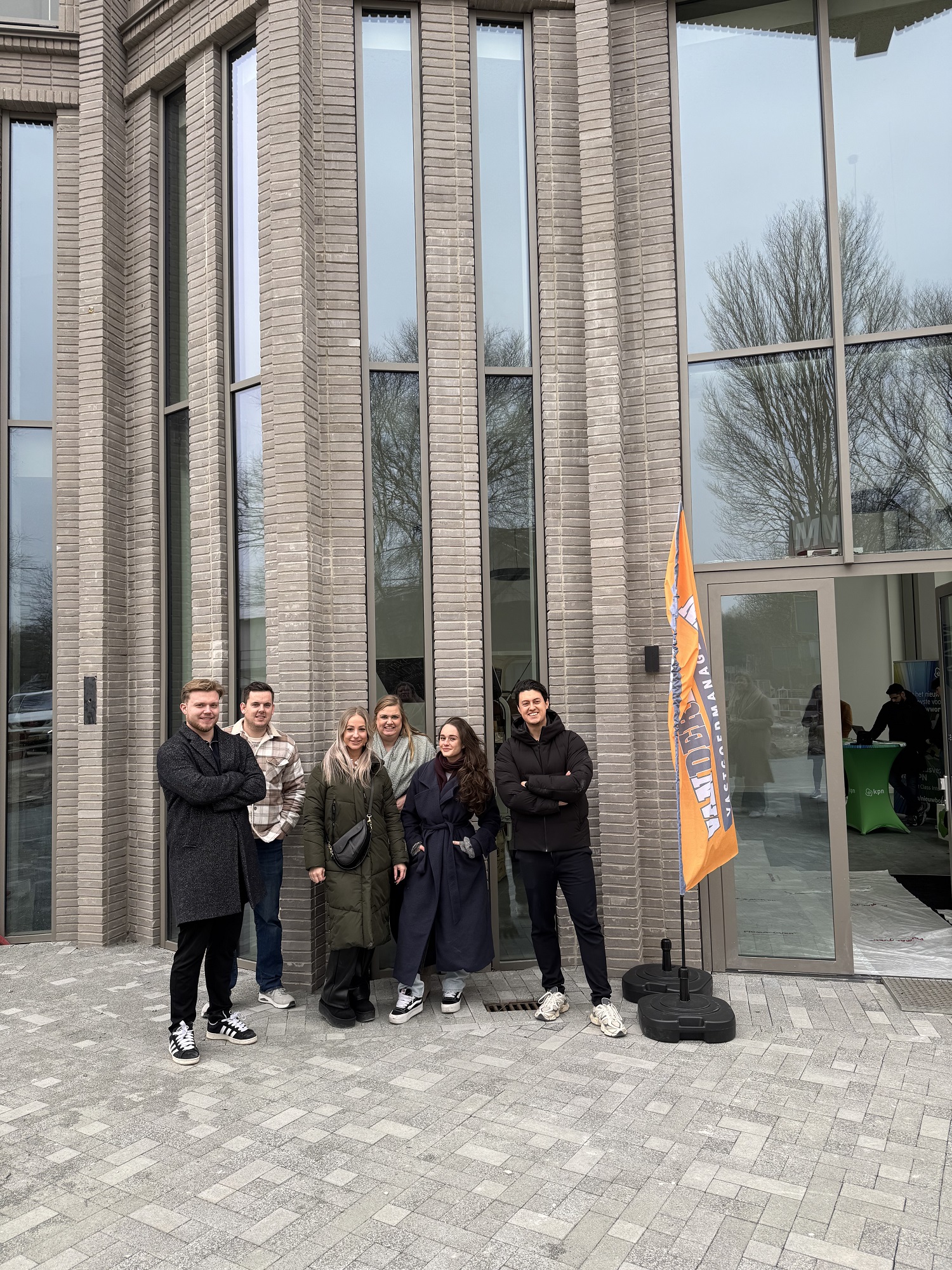 Makelaar aan het werk Van der Linden Makelaardij