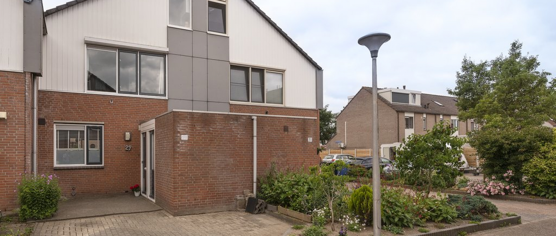 Woning te koop aan de Van Echtenmarke 29 te Zwolle