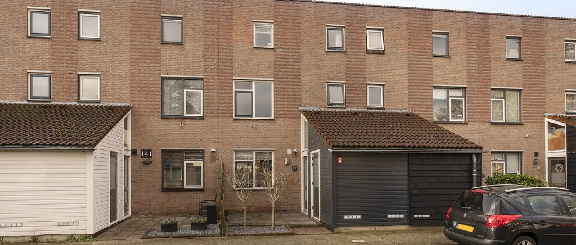 Woning te koop aan de Gedeputeerdenlaan 143 te Zwolle