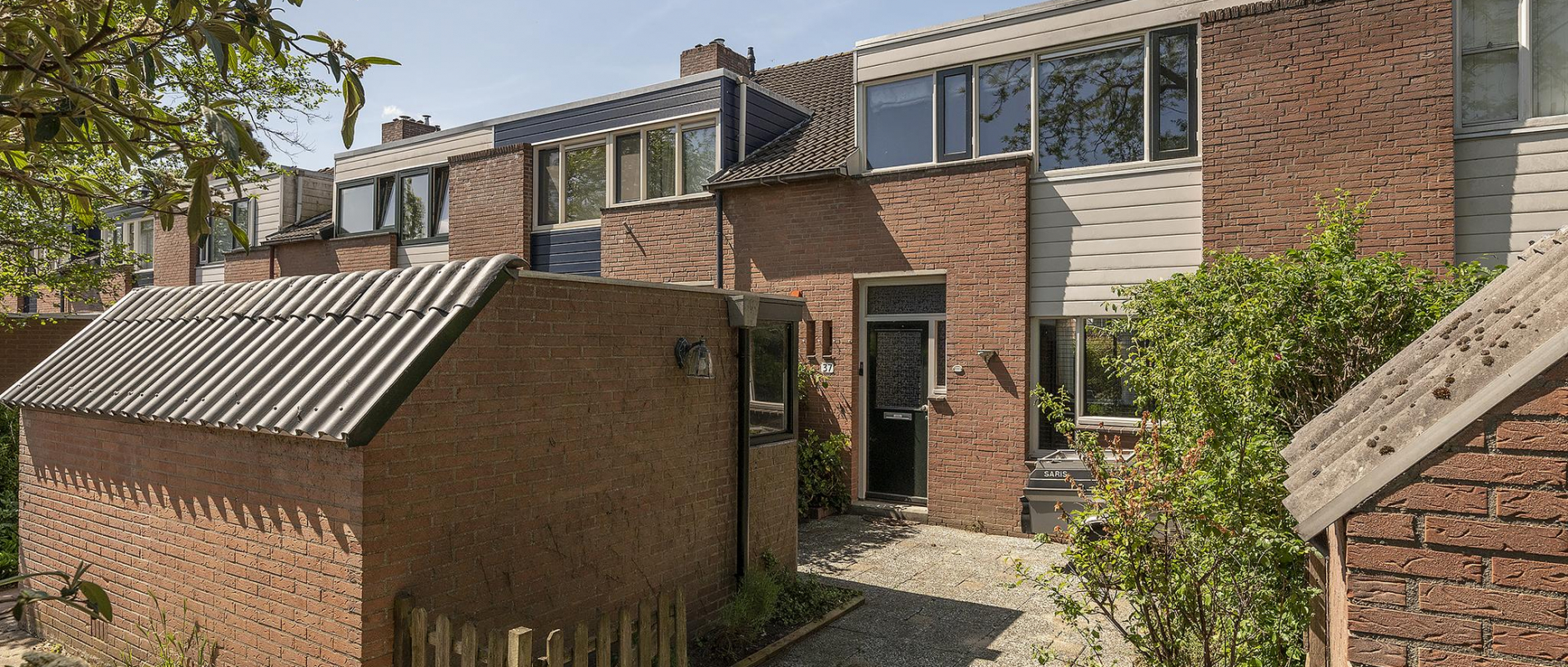 Woning te koop aan de Bredebeek 37 te Zwolle