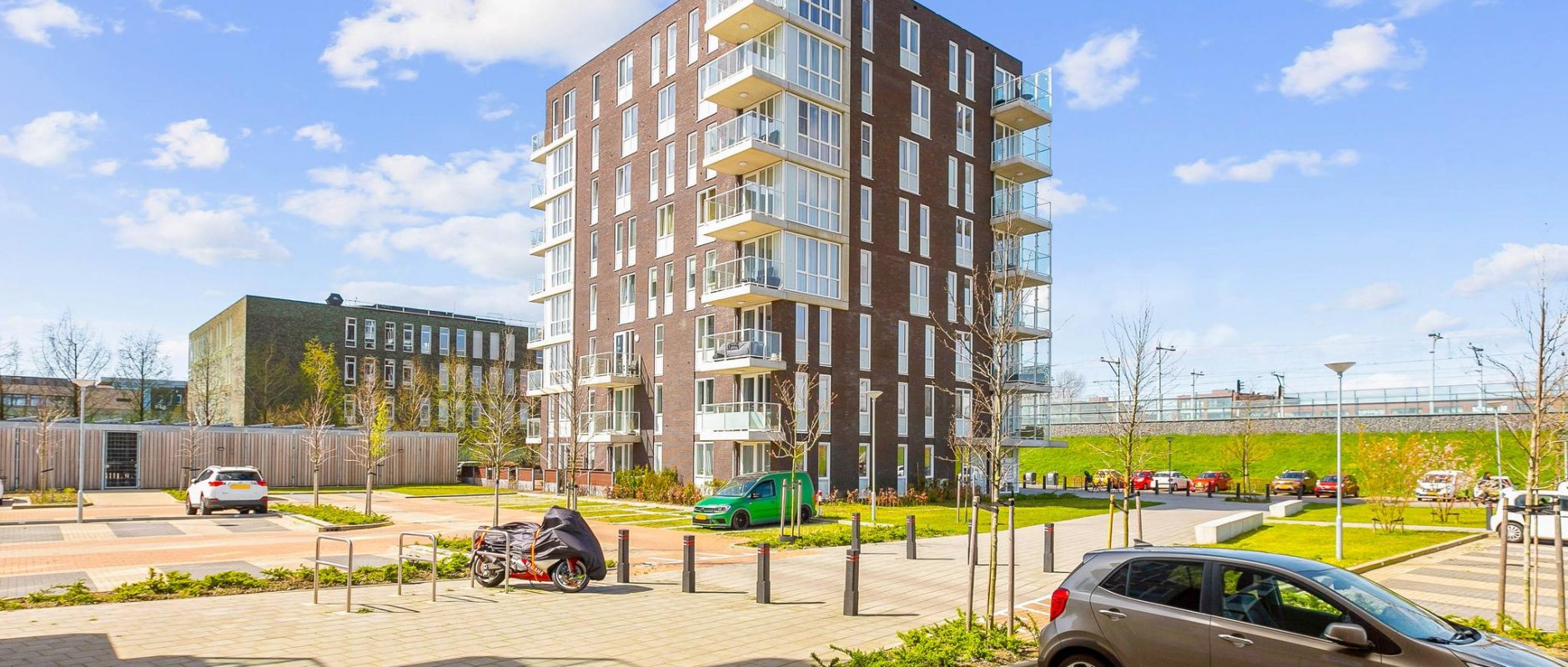Woning te koop aan de Ambonstraat 46+PP te Almere