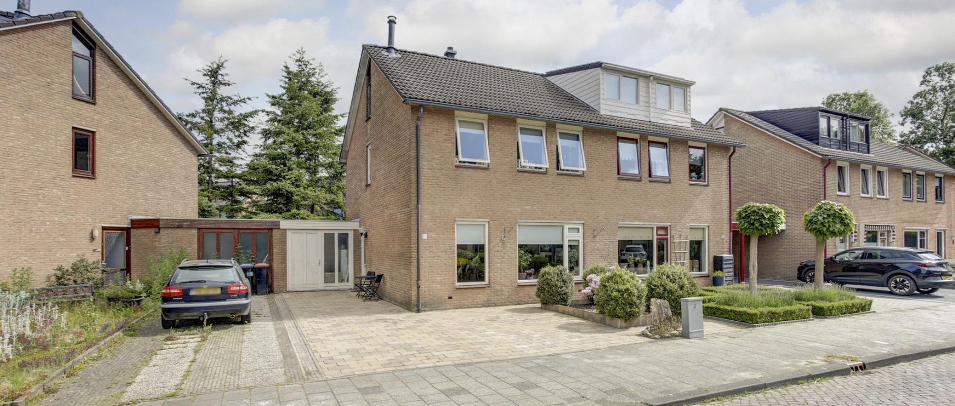 Woning te koop aan de De Deel 8 te Biddinghuizen
