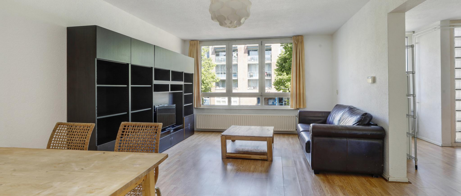 Woning te koop aan de Charlotte Brontestraat 48 te Amsterdam