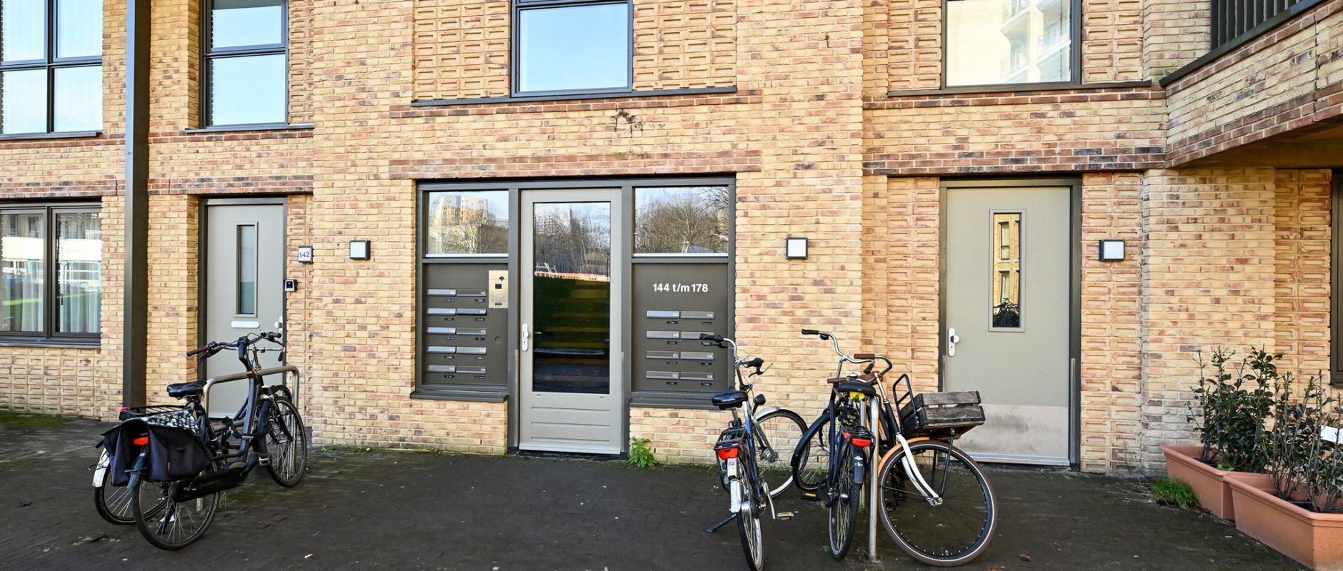 Woning te koop aan de Lidewijdepad 152 te Amsterdam