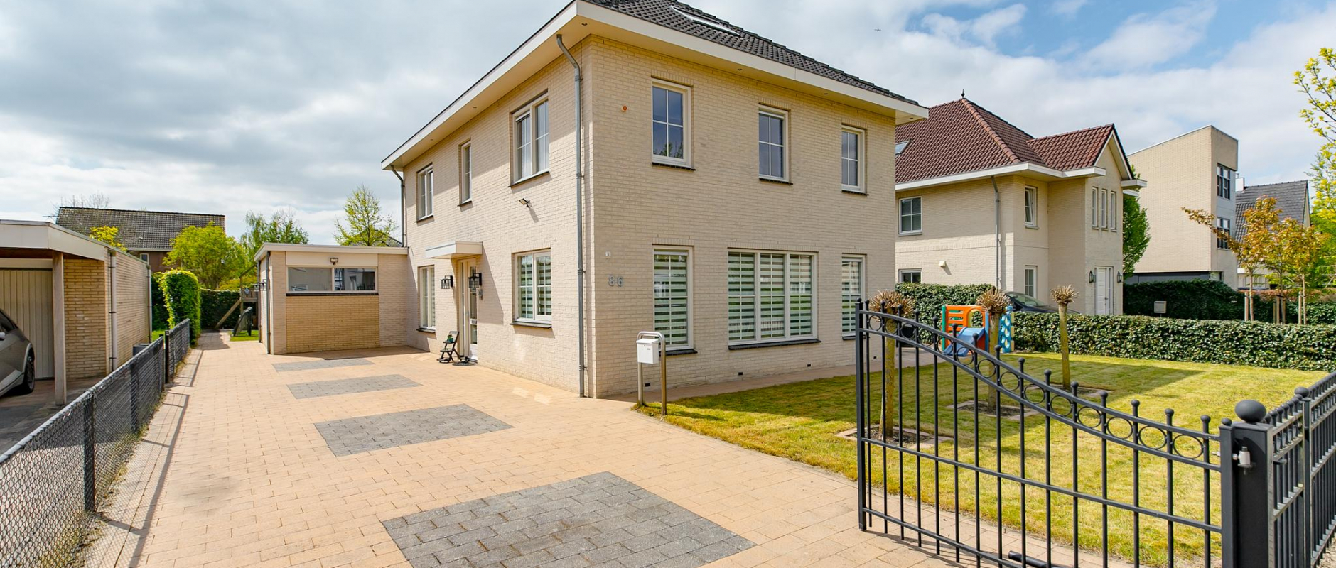 Woning te koop aan de Landfort 86 te Lelystad