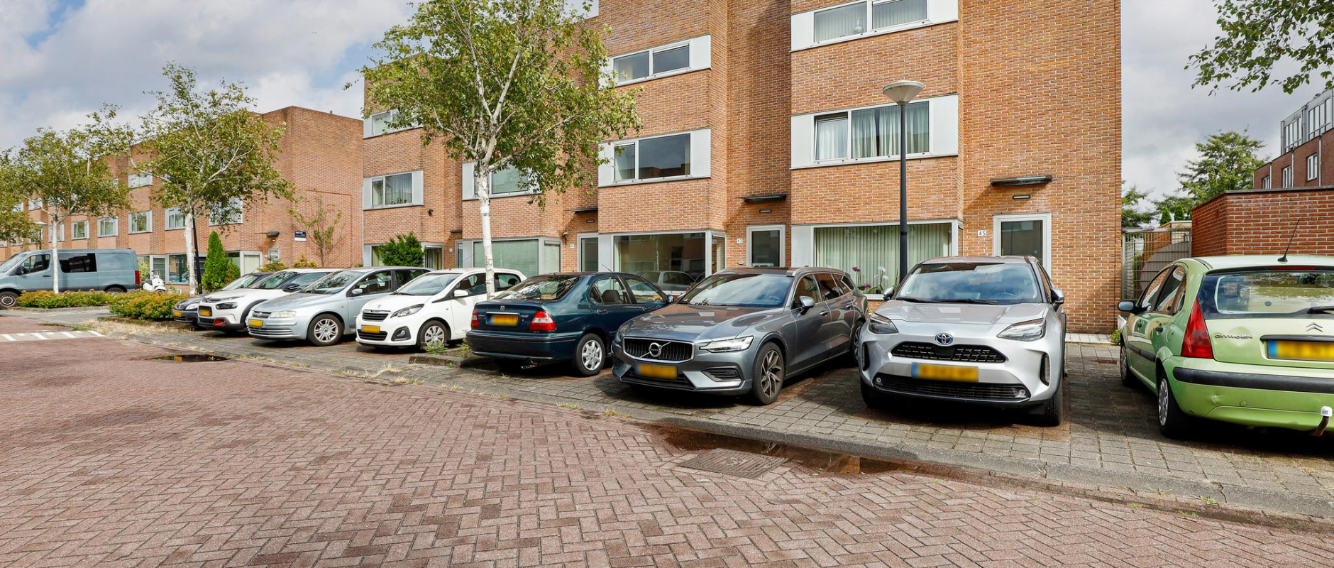 Woning te koop aan de Pond Sterlinglaan 43 te Amsterdam