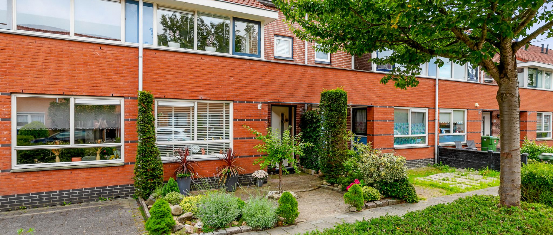 Woning te koop aan de Adrienne Solserstraat 71 te Almere