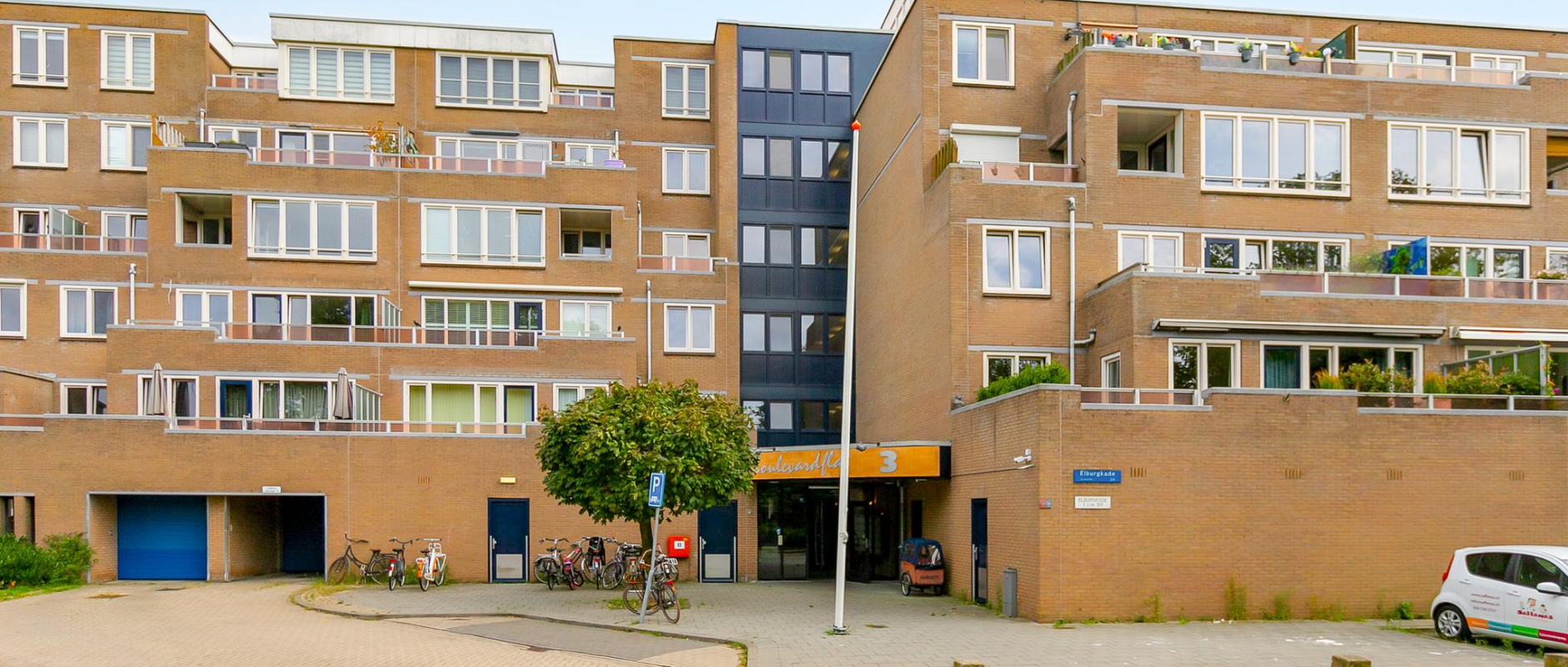 Woning te koop aan de Elburgkade 81 te Almere