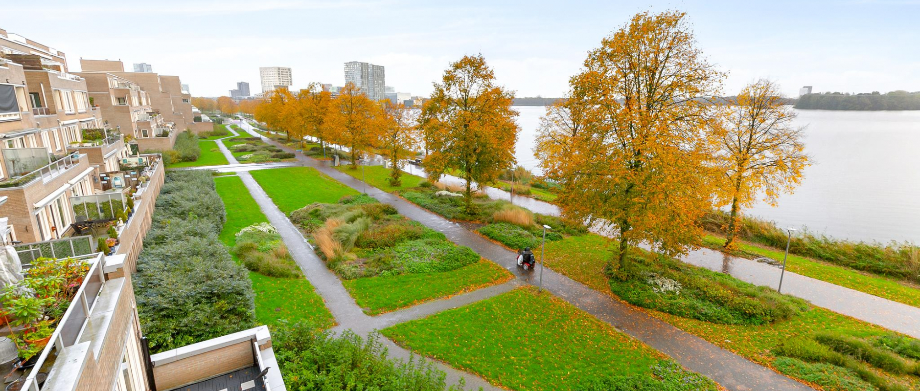 Woning te koop aan de Harderwijkoever 89 te Almere