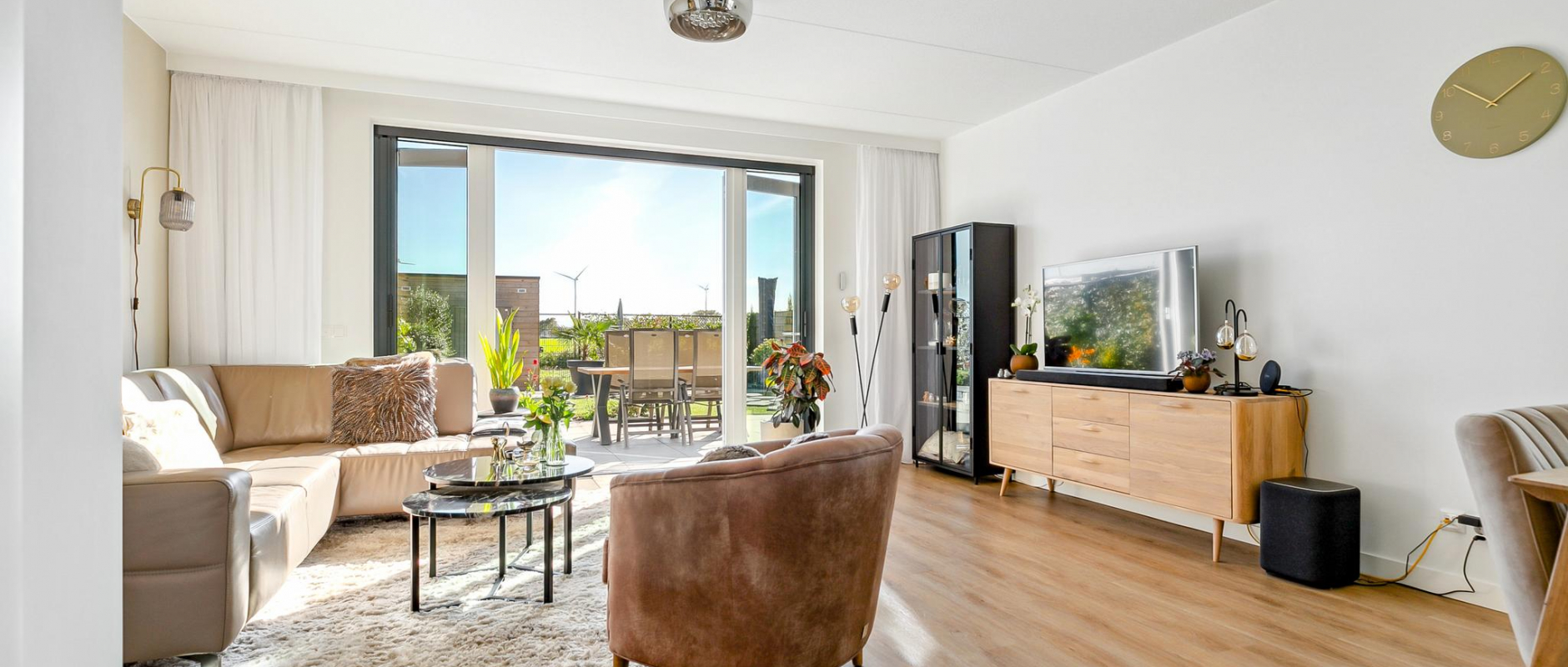 Woning te koop aan de Laura Bassihof 48 te Almere