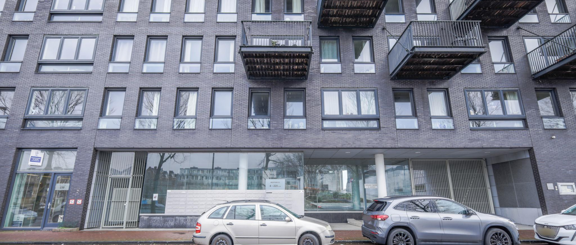 Woning te koop aan de Winthontstraat 1P450 te Amsterdam