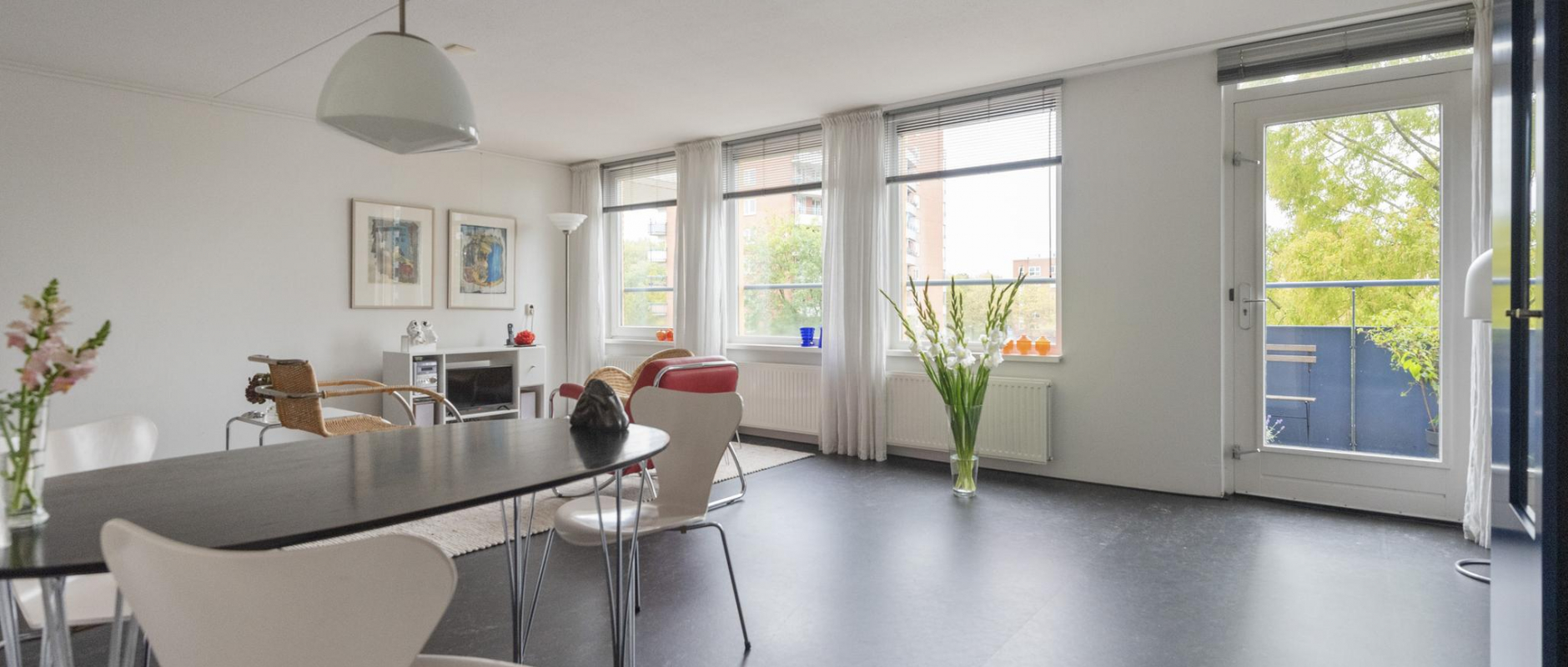 Woning te koop aan de Jan de Jonghkade 4 te Amsterdam
