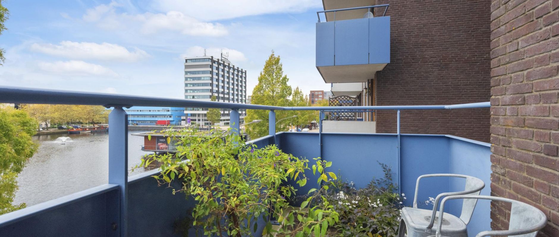 Woning te koop aan de Jan de Jonghkade 4 te Amsterdam
