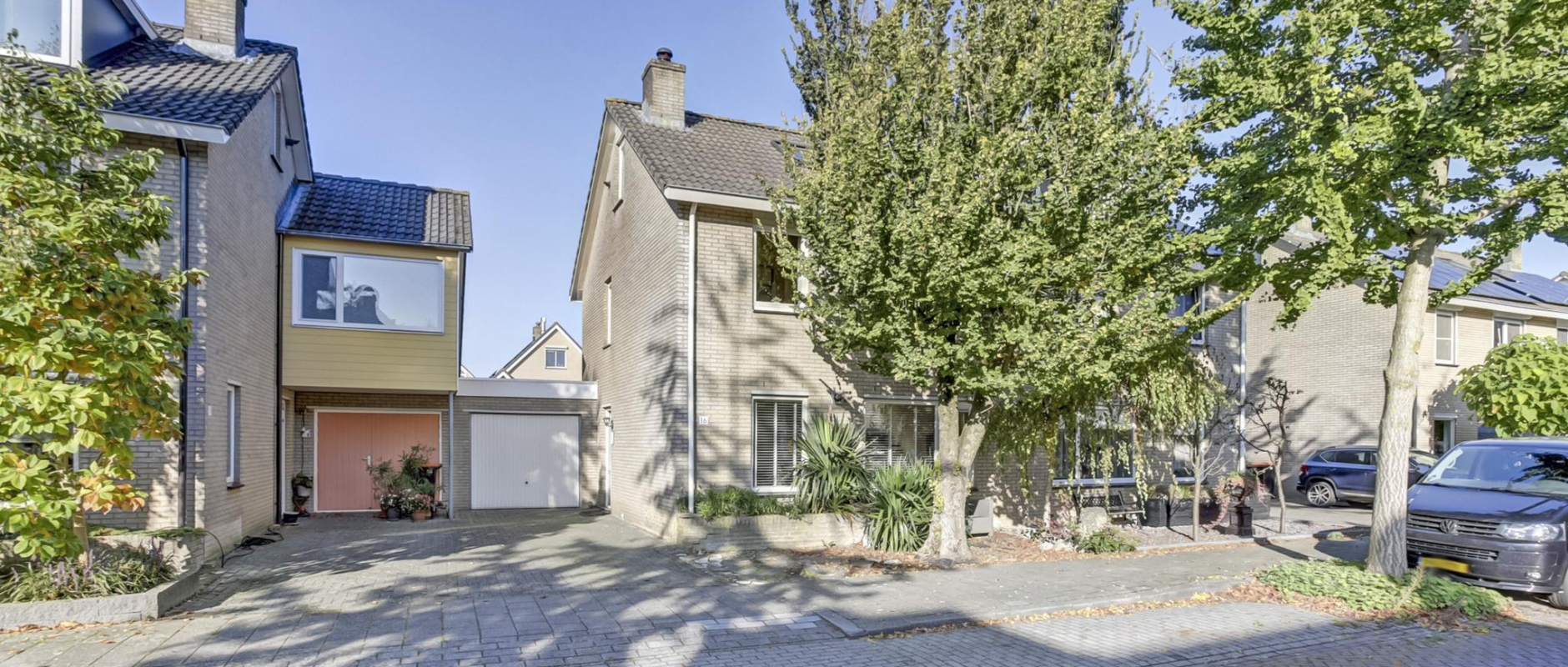 Woning te koop aan de De Oxer 16 te Dronten