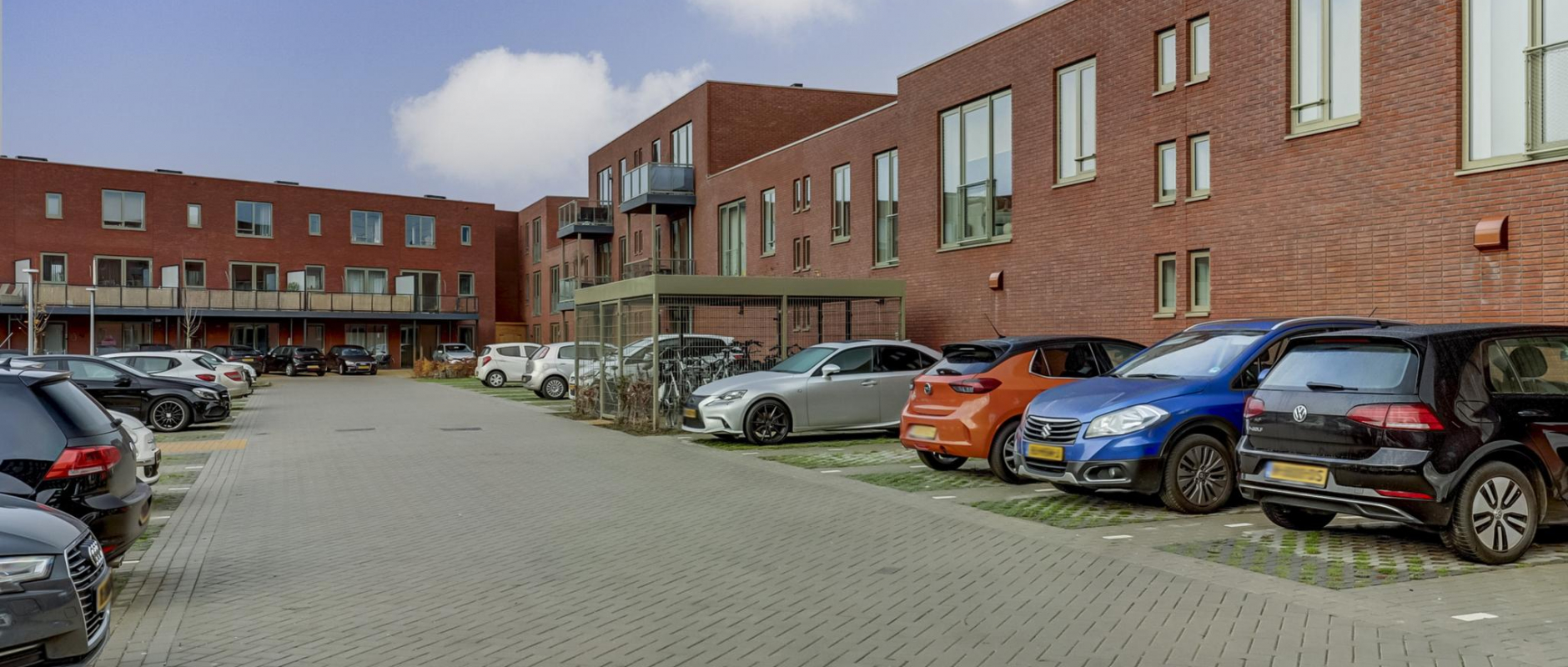 Woning te koop aan de Koning Willem-Alexanderplein 89 te Dronten