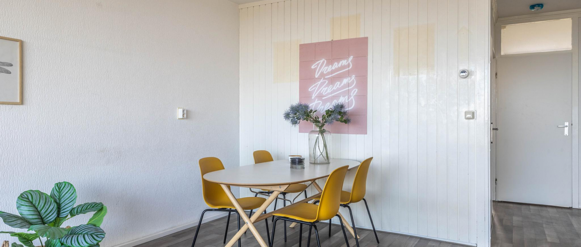 Woning te koop aan de Oost-Dorsch 93 te Zaandam