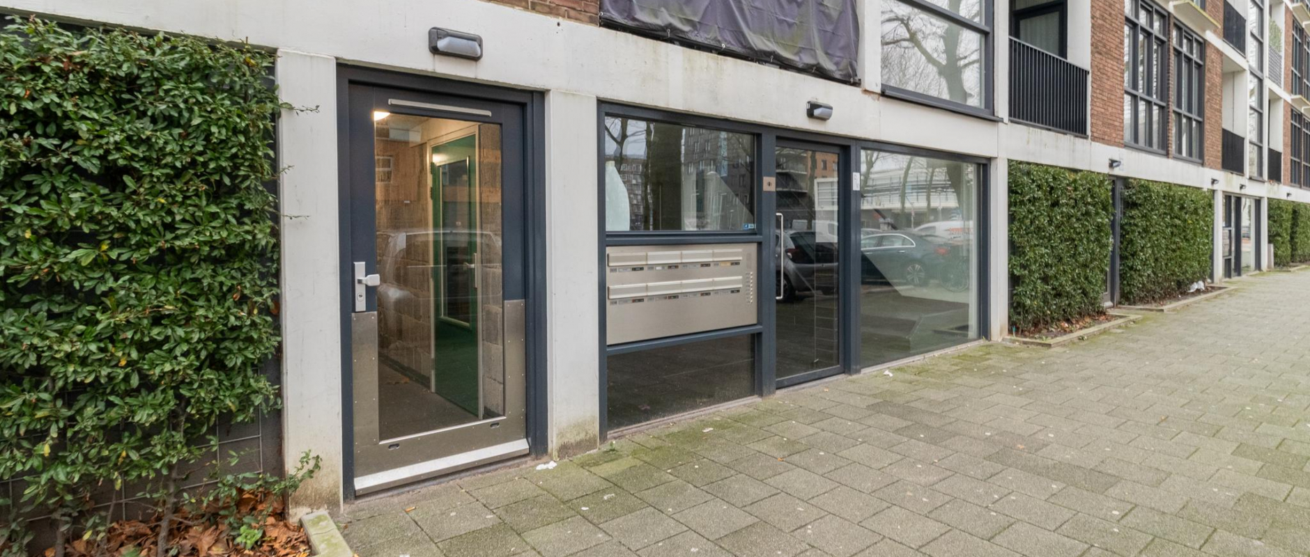 Woning te koop aan de Jan van Duivenvoordestraat 102 te Amsterdam