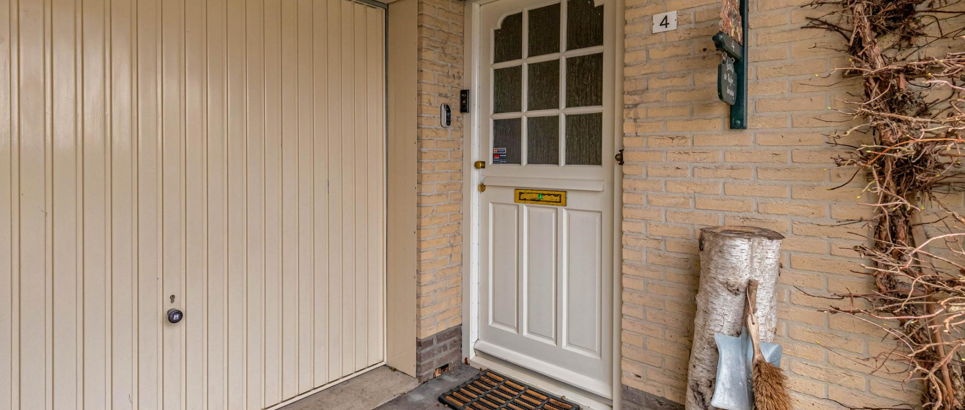 Woning te koop aan de Luipaardweg 4 te Almere