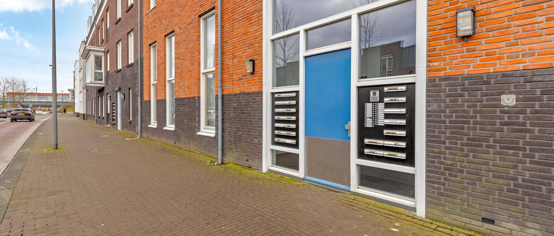 Woning te koop aan de Beneluxlaan 665 te Almere