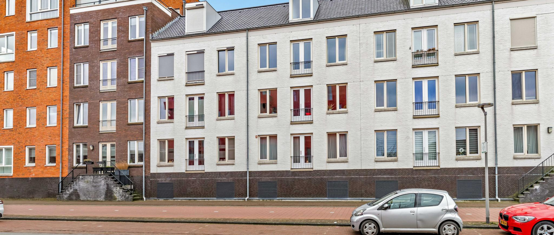 Woning te koop aan de Beneluxlaan 665 te Almere