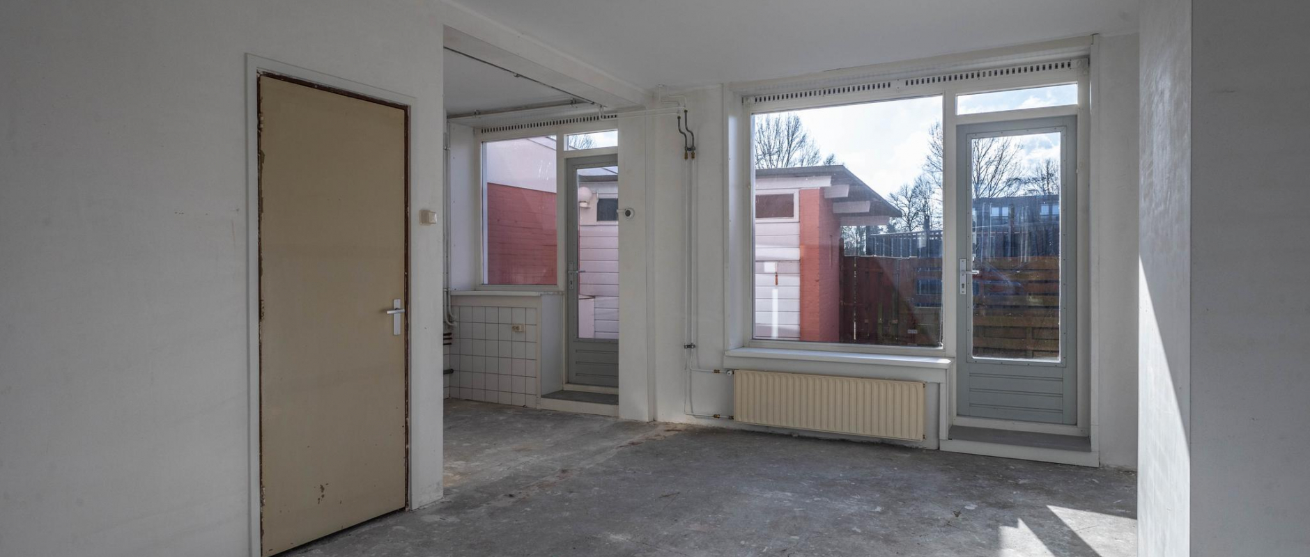 Woning te koop aan de Van Karnebeekstraat 59 te Amsterdam