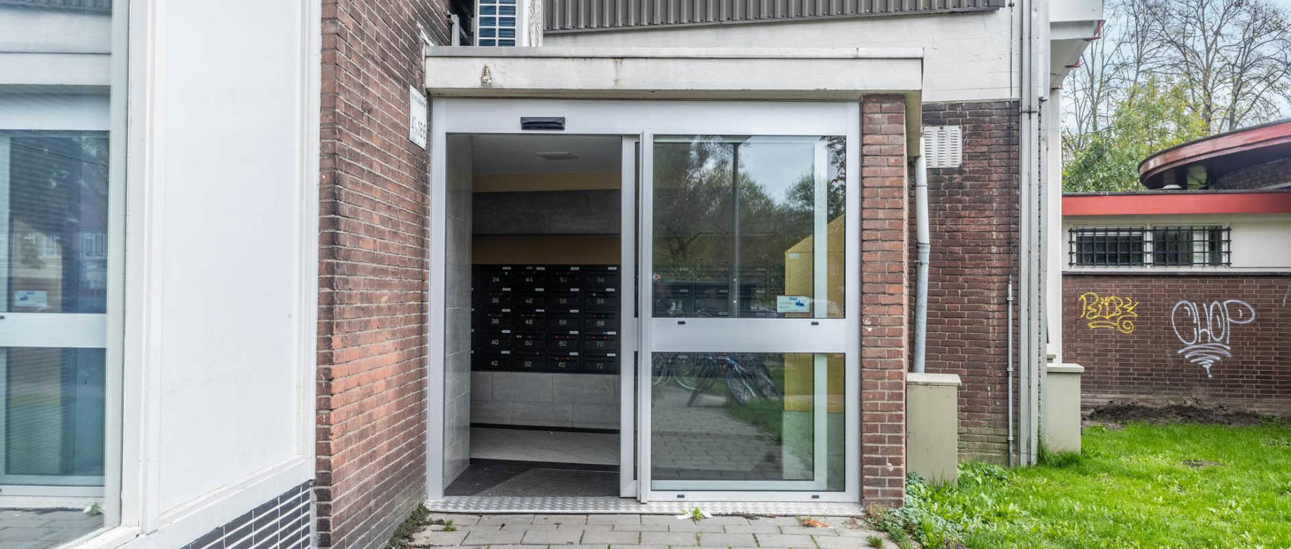 Woning te koop aan de Antony Moddermanstraat 44 te Amsterdam