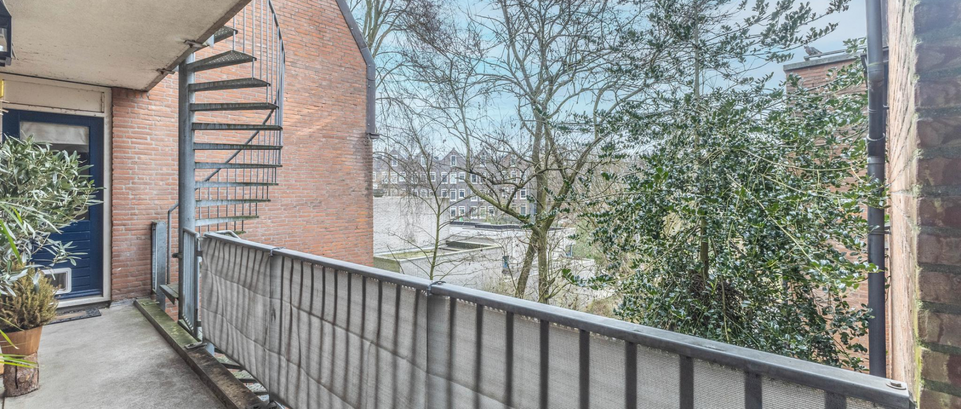 Woning te koop aan de Van der Duijnstraat 37 te Amsterdam