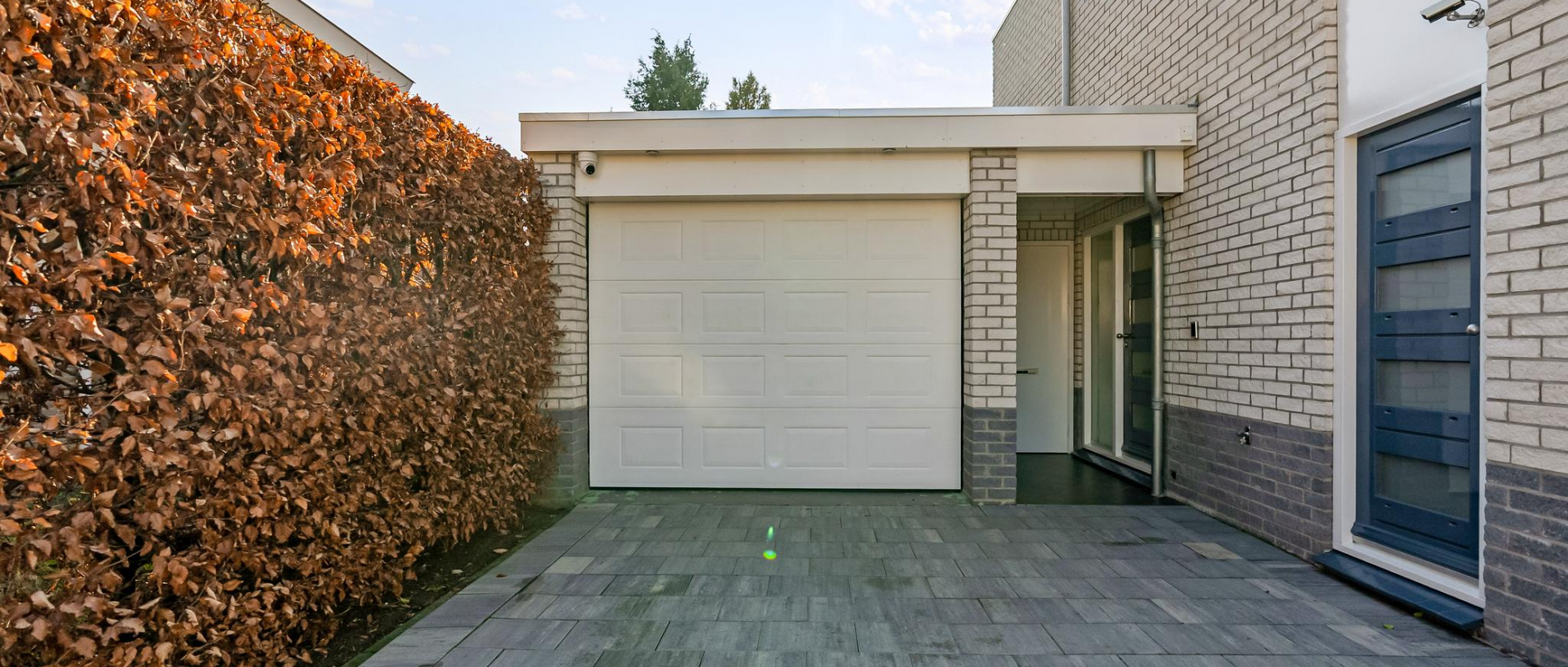 Woning te koop aan de Simone Signoretstraat 49 te Almere