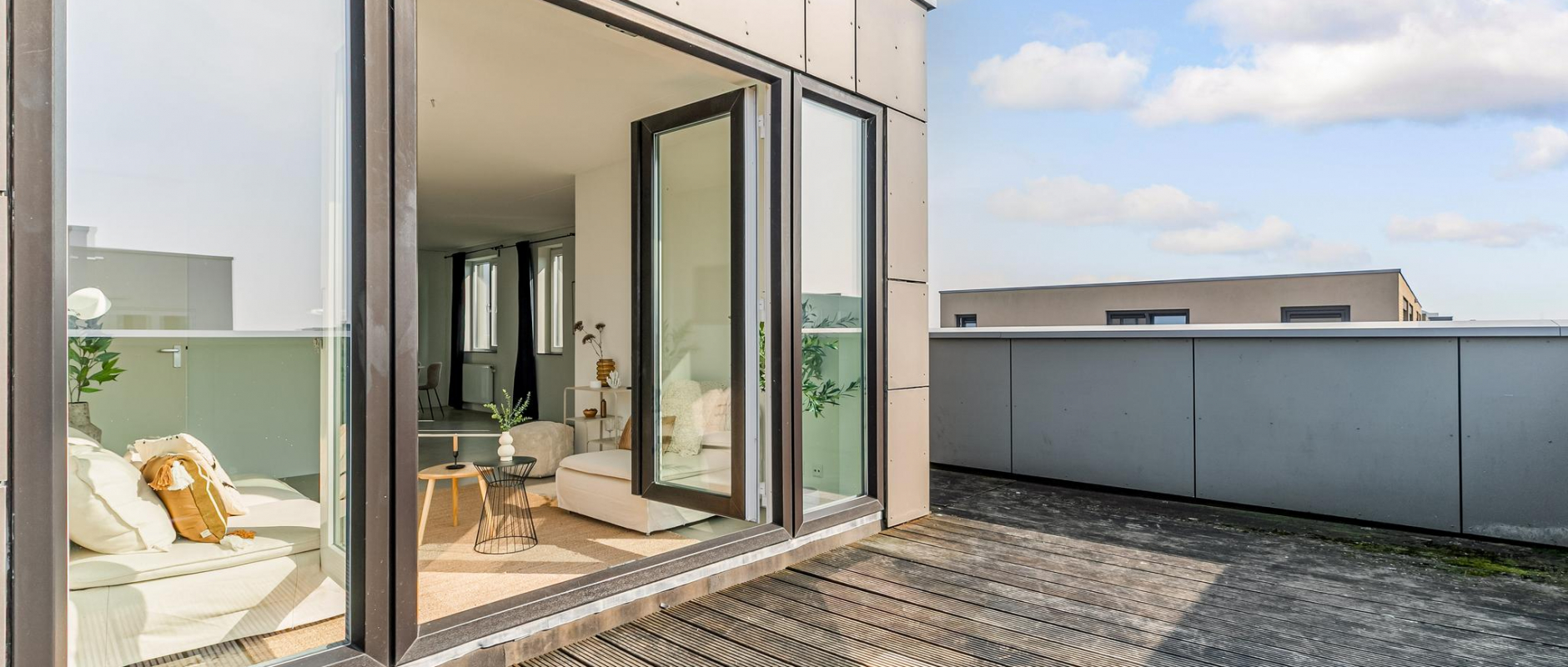 Woning te koop aan de Olivier van Noortstraat 4S te Almere