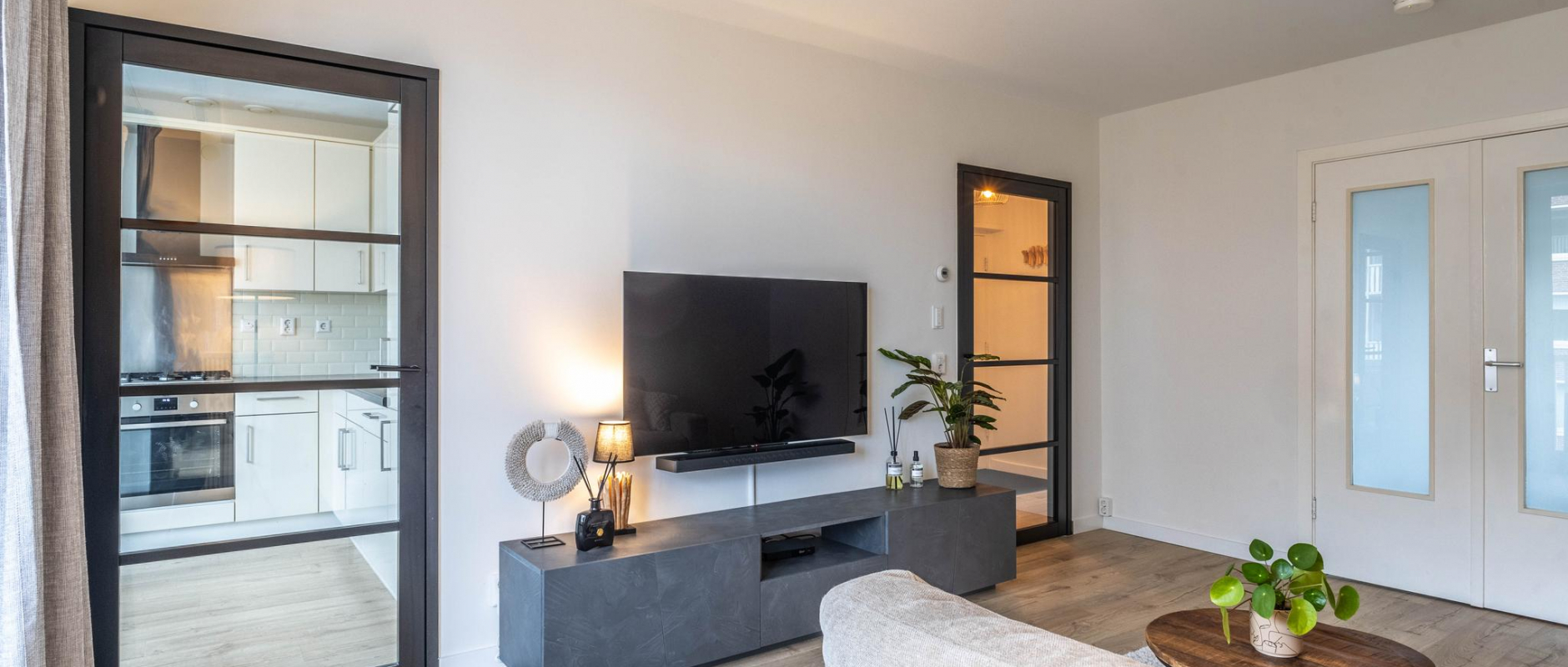 Woning te koop aan de Jan van Schaffelaarplantsoen 3B te Amsterdam