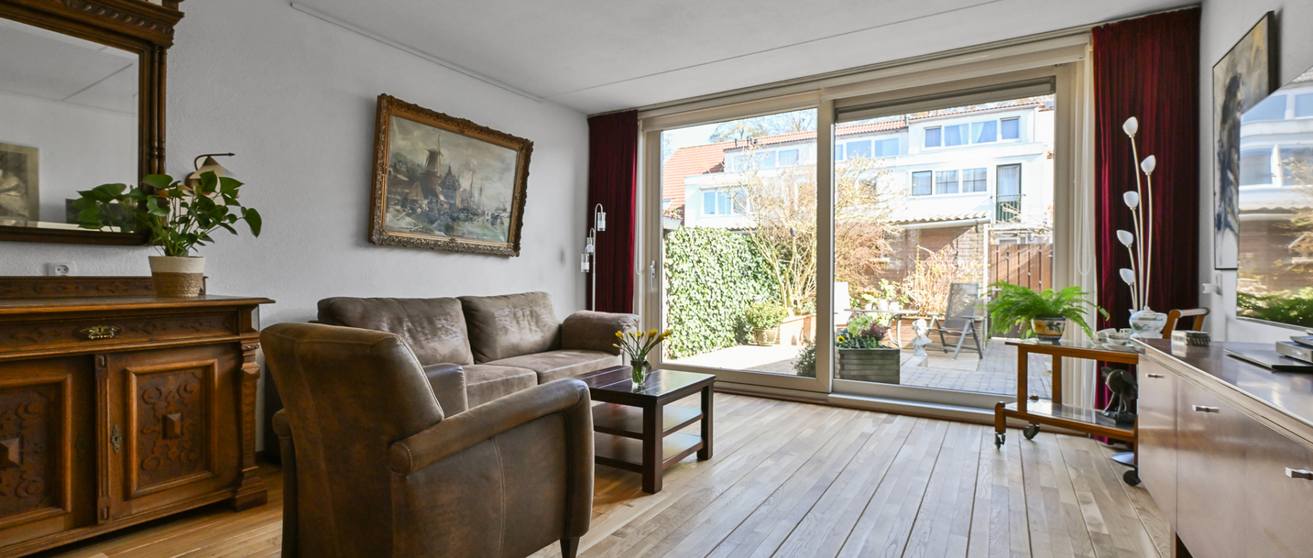 Woning te koop aan de Jan van der Neuthof 8 te Amsterdam