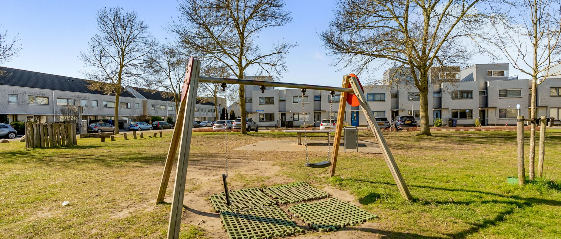Woning te koop aan de Simon Vestdijkstraat 44 te Almere