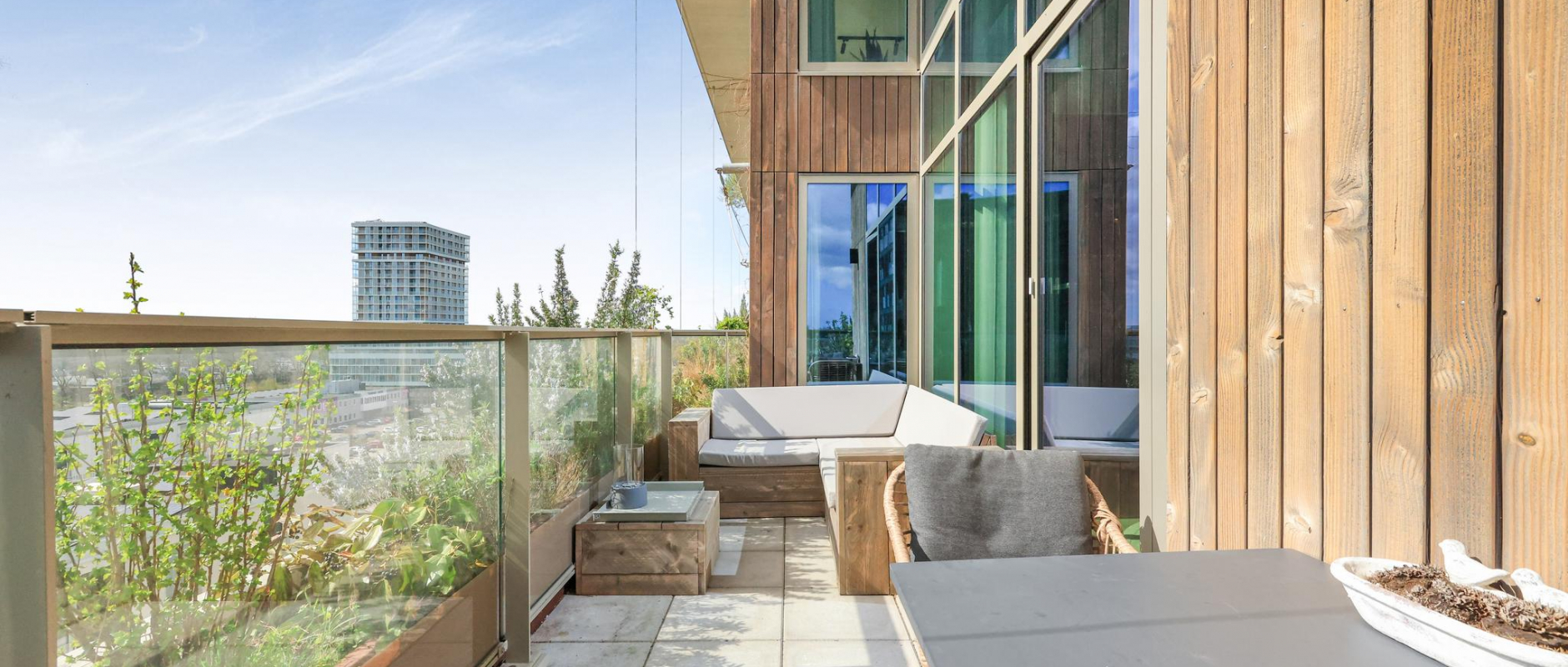 Woning te koop aan de Radarweg 310 te Amsterdam