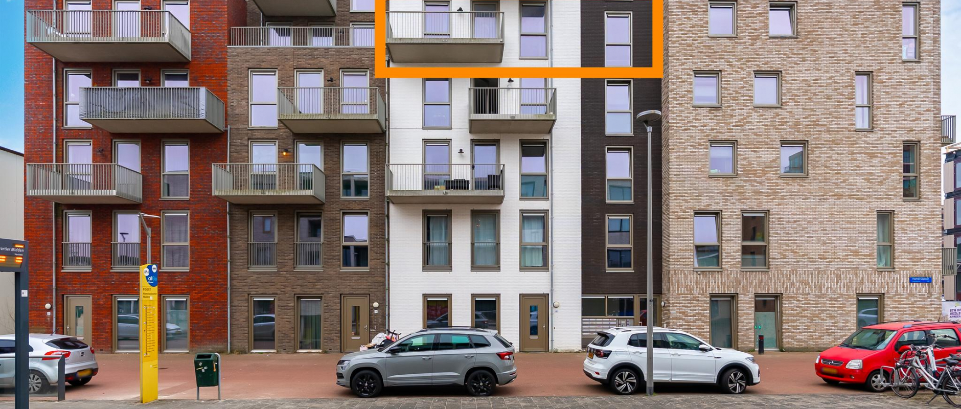 Woning te koop aan de Homerusplein 104 te Almere