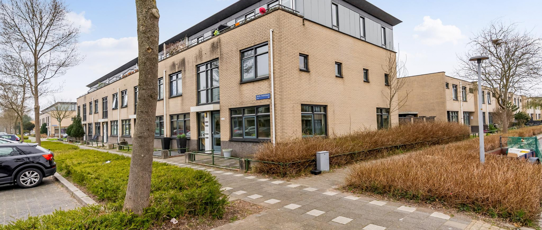 Woning te koop aan de Joris Ivenslaan 157 te Almere