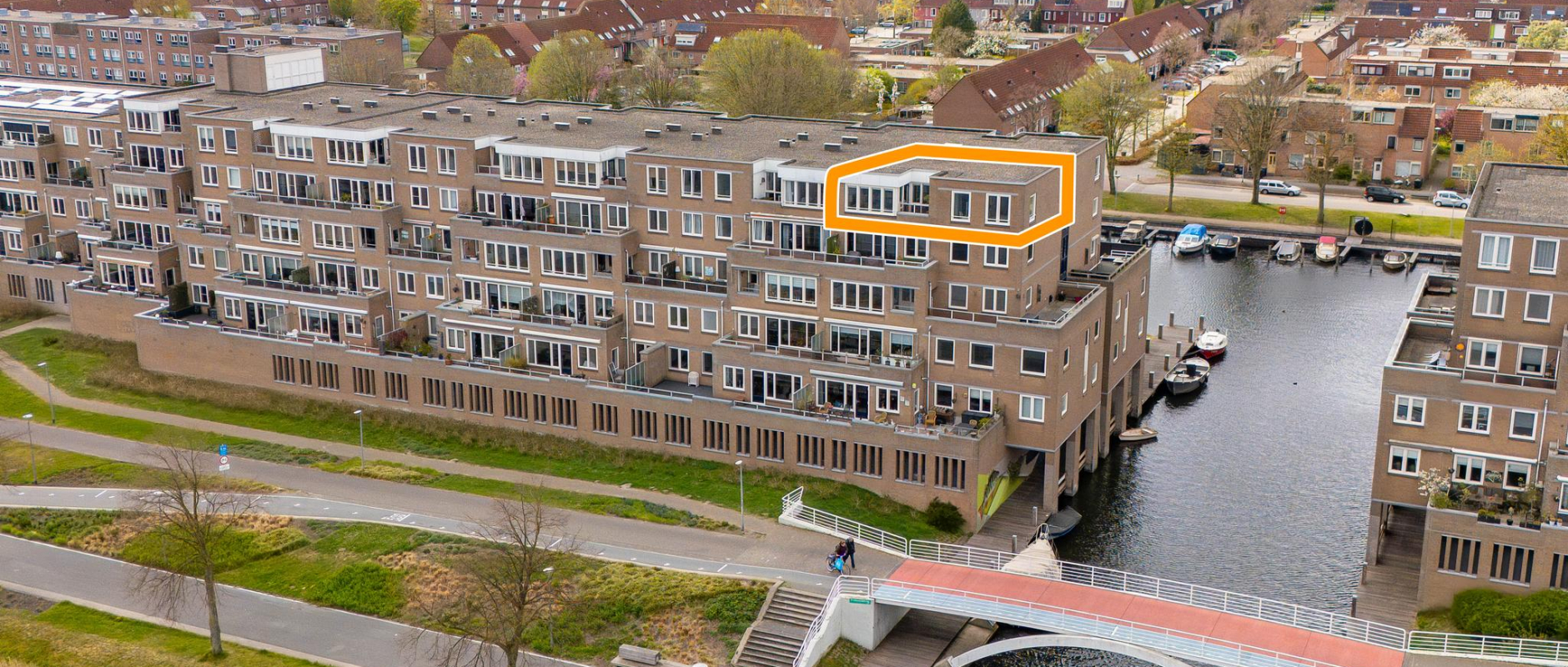 Woning te koop aan de Elburgkade 95 te Almere