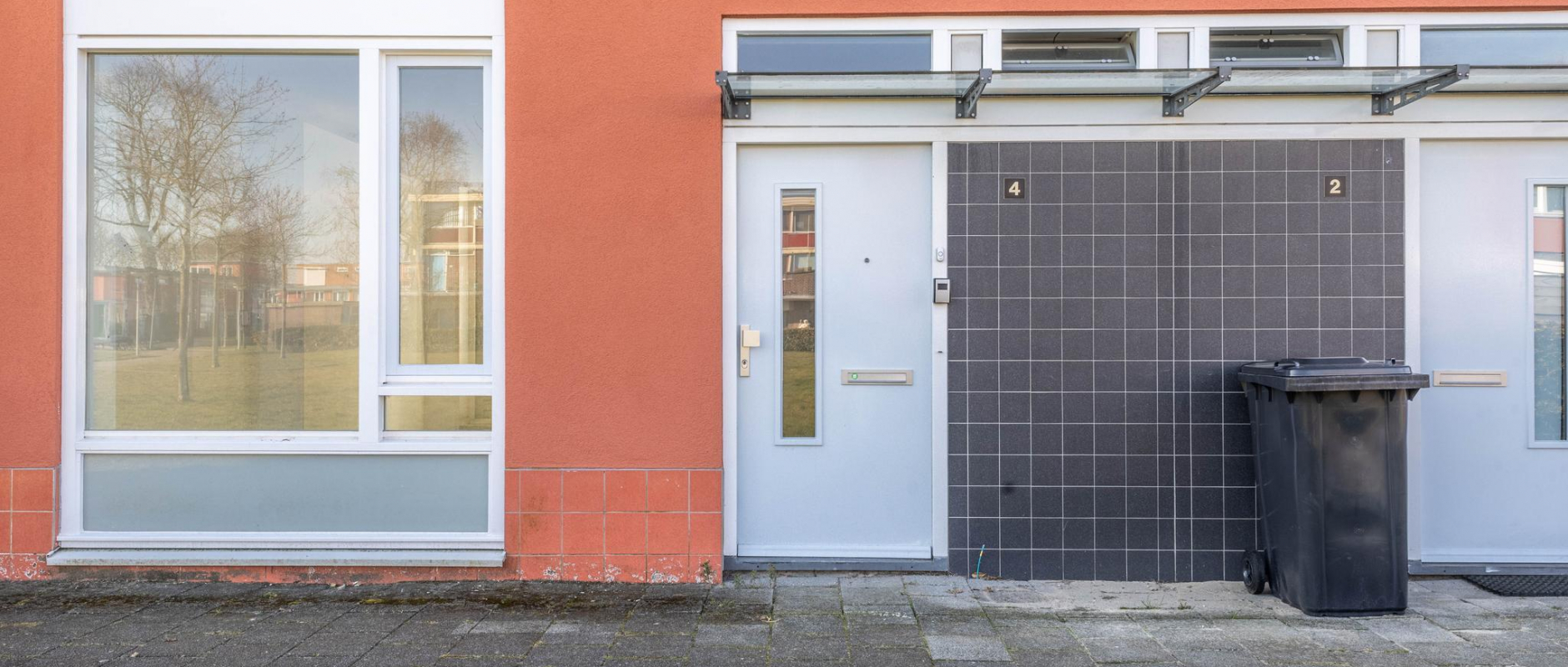 Woning te koop aan de Willem Mulierhof 4 te Amsterdam