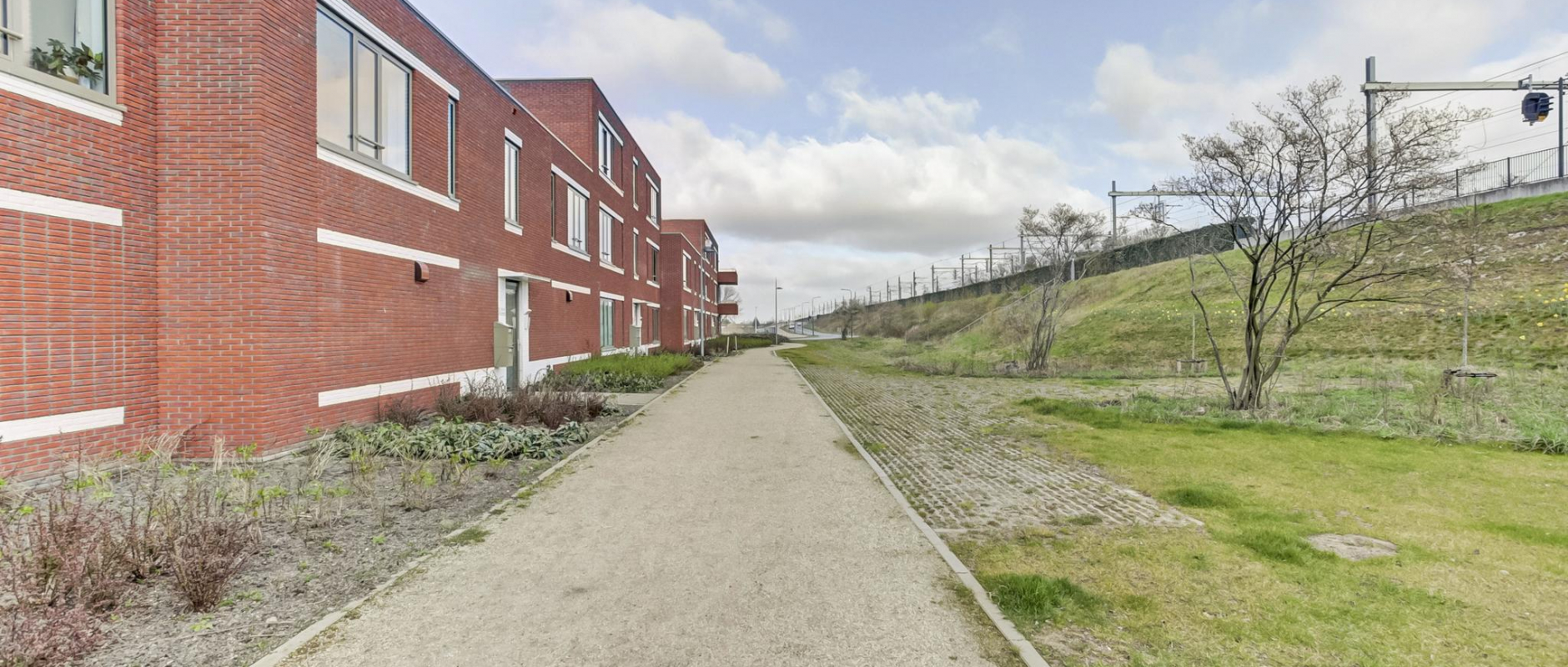Woning te koop aan de Koning Willem-Alexanderplein 95 te Dronten