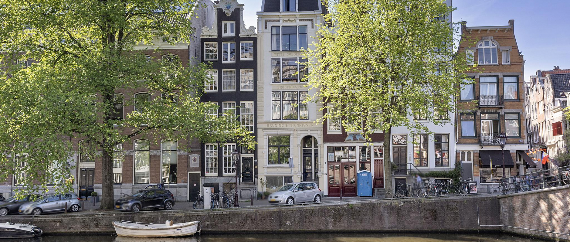 Woning te koop aan de Singel 1901 te Amsterdam