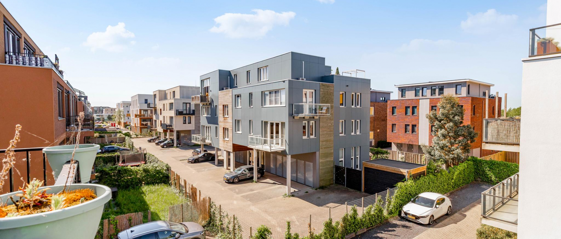 Woning te koop aan de Olivier van Noortstraat 4N te Almere