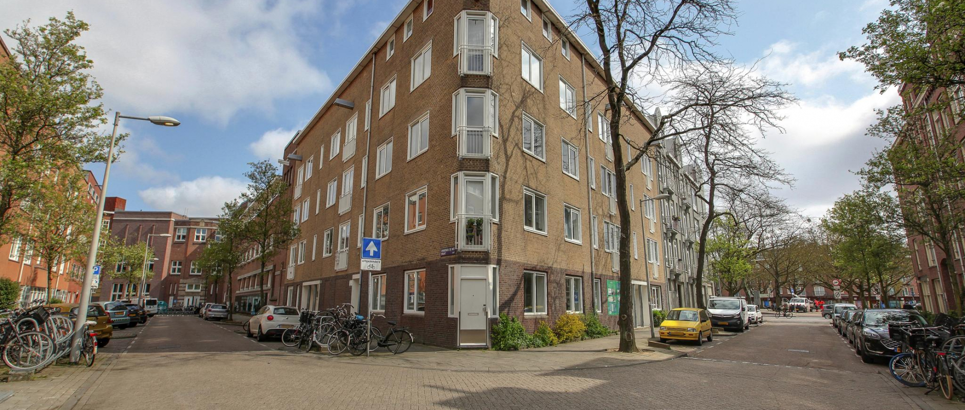 Woning te koop aan de Reitzstraat 145 te Amsterdam