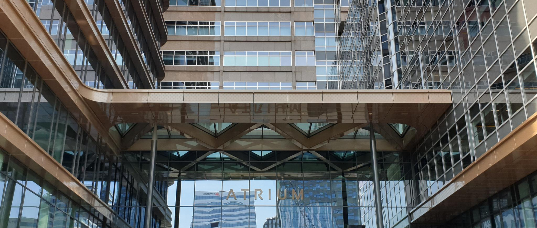 Woning te koop aan de Strawinskylaan 3051 te Amsterdam