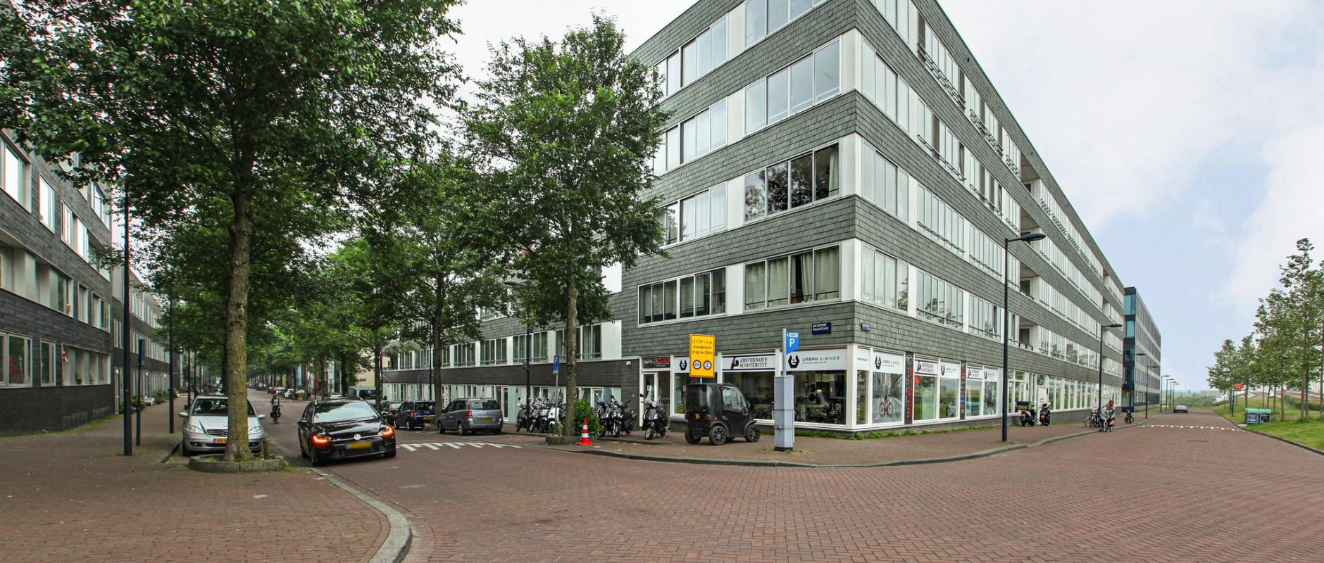 Woning te koop aan de Jan Olphert Vaillantlaan 1 te Amsterdam