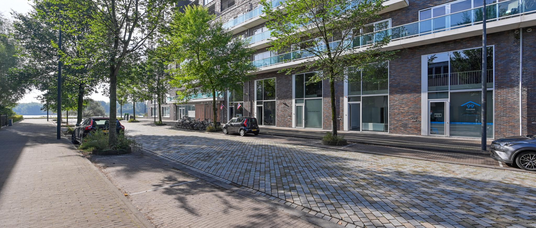 Woning te koop aan de Emmy Andriessestraat 508 te Amsterdam