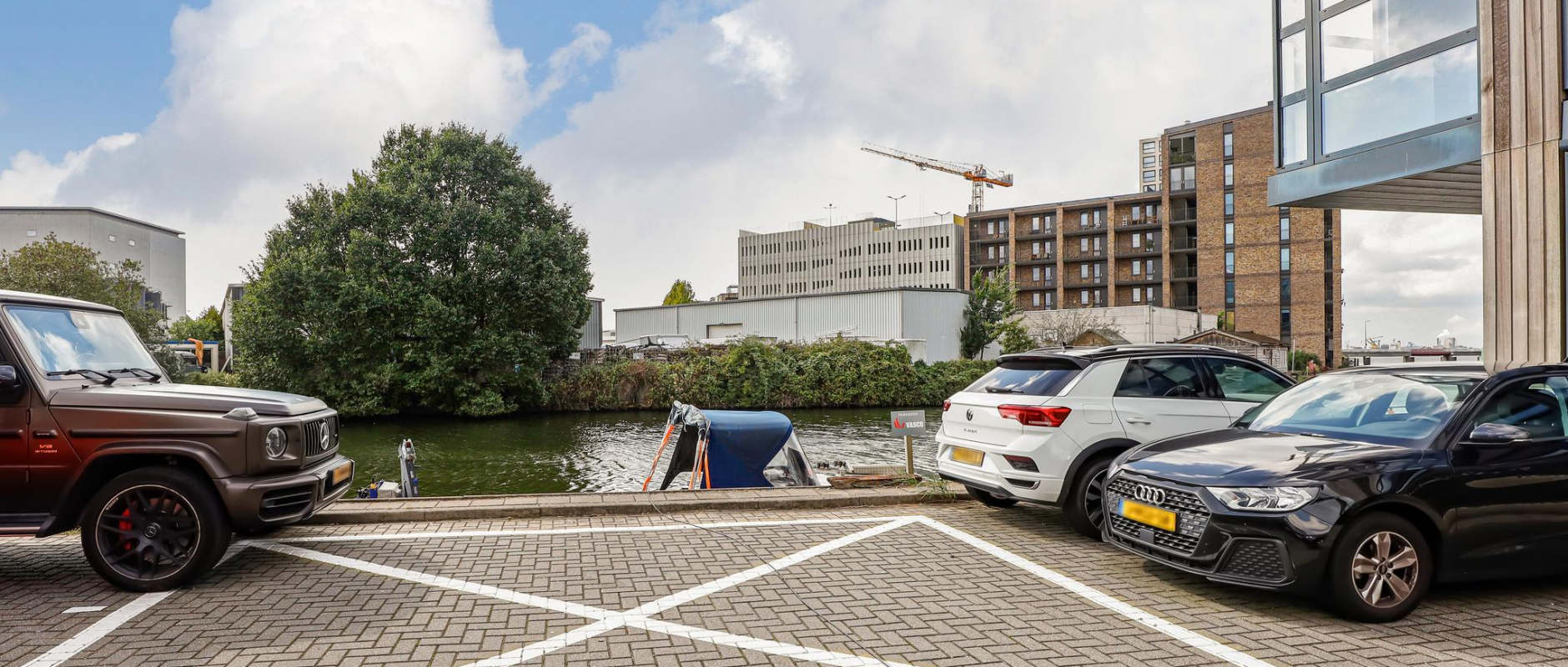 Woning te koop aan de Asterweg 109 te Amsterdam