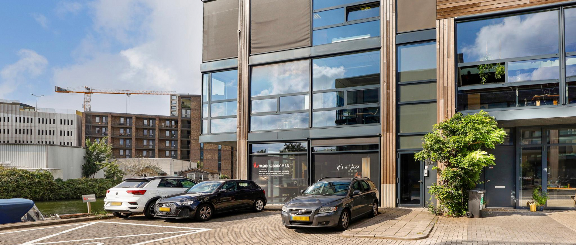 Woning te koop aan de Asterweg 109 te Amsterdam