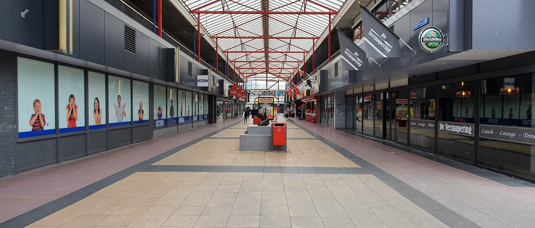 Woning te koop aan de Plaats 11 te Lelystad