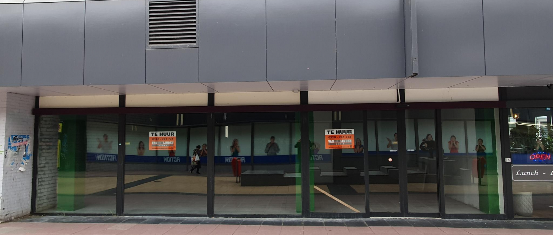 Woning te koop aan de Plaats 11 te Lelystad