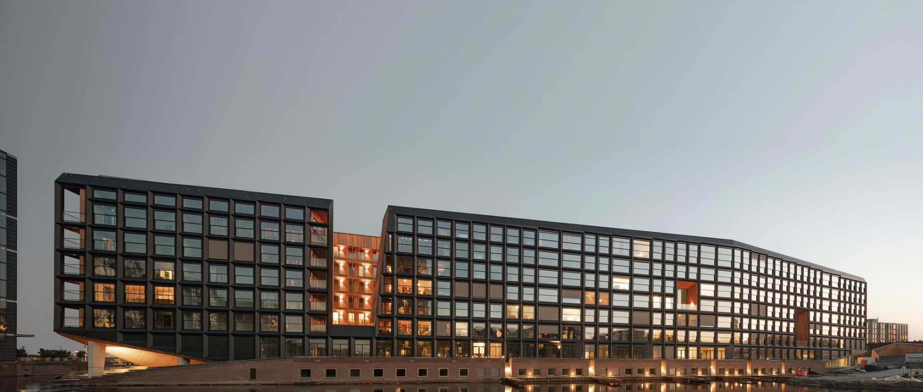 Woning te koop aan de Krijn Taconiskade 9 te Amsterdam