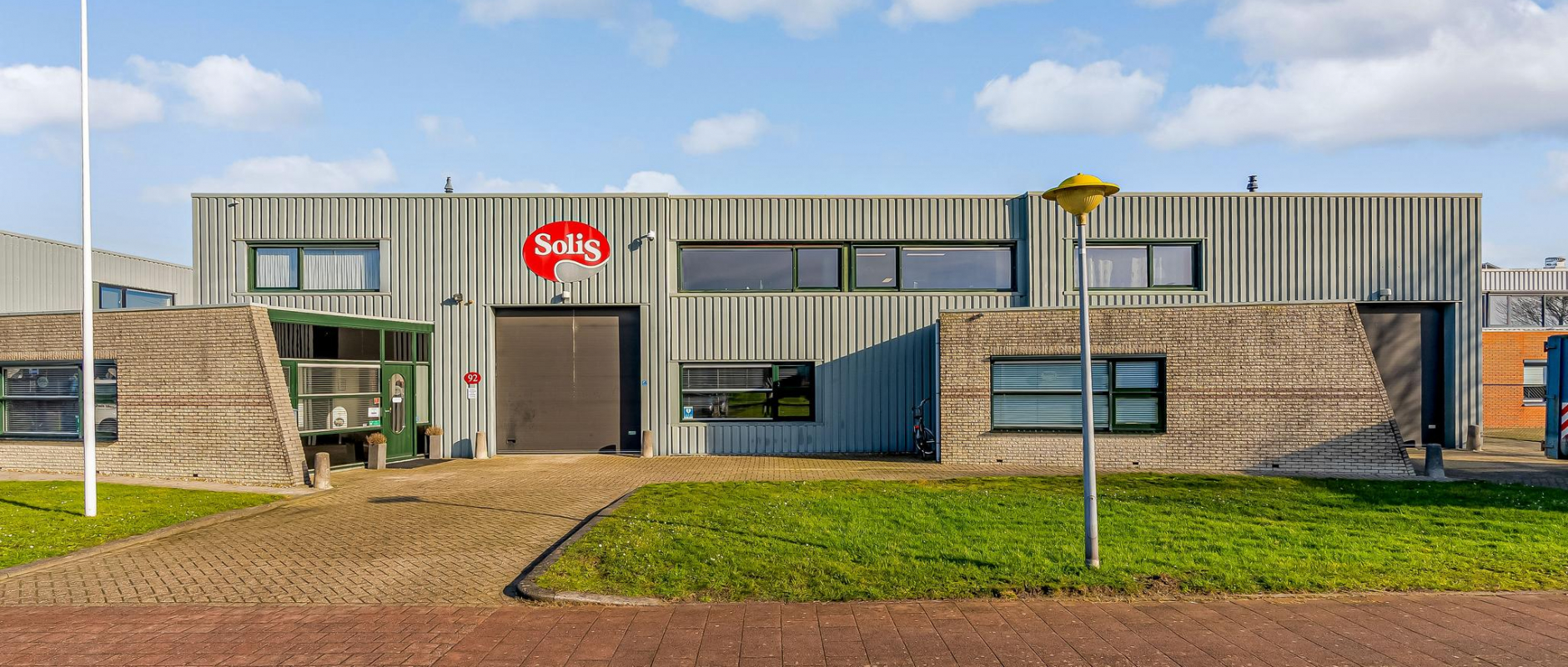 Woning te koop aan de Zuiveringweg 90 te Lelystad